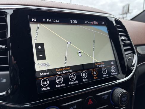 Used 2020 Jeep Grand Cherokee Overland image 35