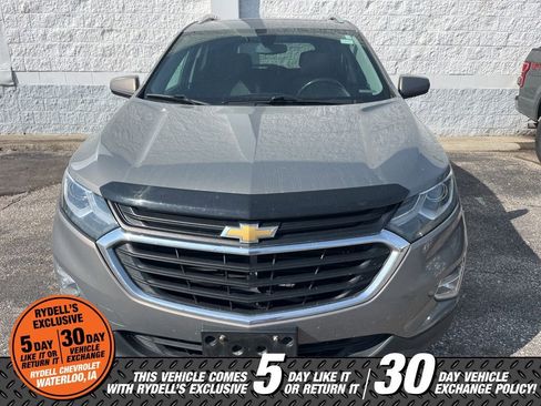 Used 2018 Chevrolet Equinox LT w/ Sun & Infotainment Package image 4