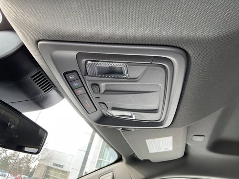 Used 2025 Chevrolet Silverado 1500 LT image 18