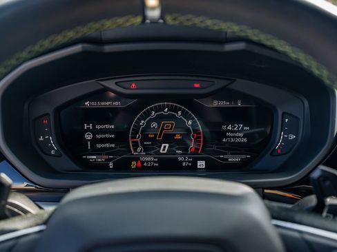 Used 2022 Lamborghini Urus image 24