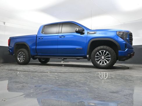 Used 2023 GMC Sierra 1500 AT4 w/ AT4 Premium Package AWD/4WD image 38