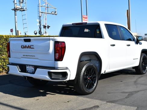 Used 2026 GMC Sierra 1500 Pro w/ Graphite Edition image 6
