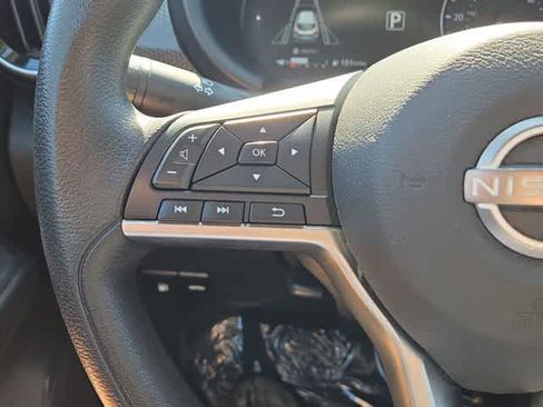 Used 2023 Nissan Kicks SV FWD image 22