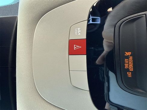 Used 2025 Kia K5 EX image 23