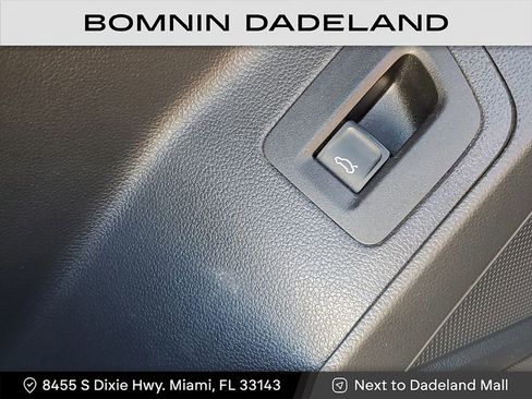 Used 2021 Volkswagen Atlas SE w/ Panoramic Sunroof Package image 19