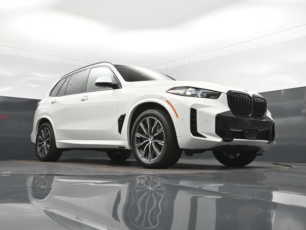 Used 2026 BMW X5 sDrive40i w/ M Sport Package RWD image 44