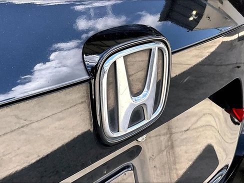 Used 2018 Honda Accord Sport image 21