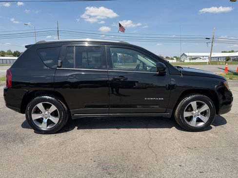 Used 2017 Jeep Compass High Altitude FWD image 20