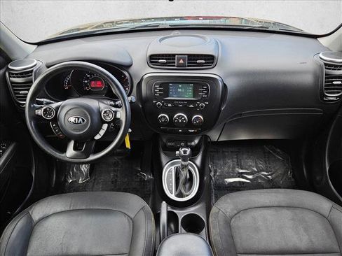 Used 2016 Kia Soul + FWD image 14
