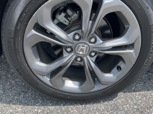 Used 2023 Honda Accord EX image 8