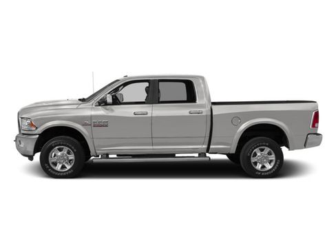 Used 2016 RAM 2500 Laramie w/ Sport Appearance Group AWD/4WD image 3