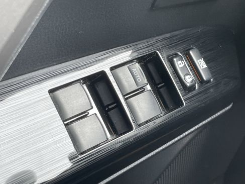 Used 2017 Toyota RAV4 Limited w/ Advanced Technology Package image 16