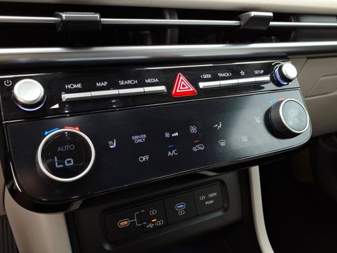 Certified 2025 Hyundai Tucson SEL AWD/4WD image 22