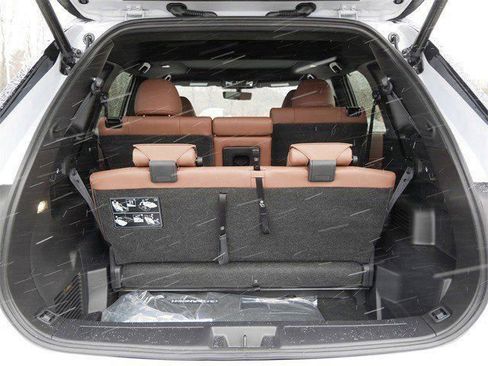 New 2026 Mitsubishi Outlander SEL image 6