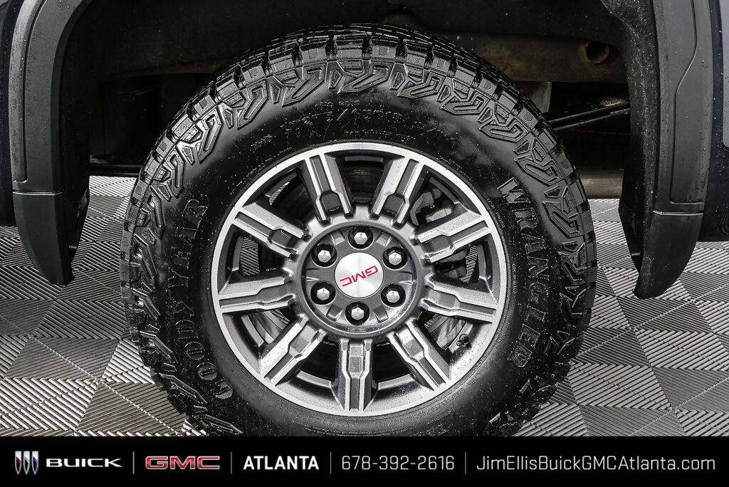 Used 2024 GMC Sierra 1500 AT4 w/ Technology Package AWD/4WD image 37