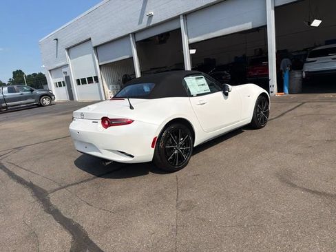 New 2026 MAZDA MX-5 Miata Grand Touring w/ Weather Package RWD image 10