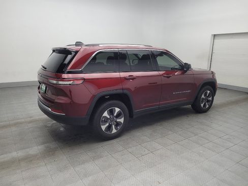 Used 2022 Jeep Grand Cherokee Limited 4xe image 10