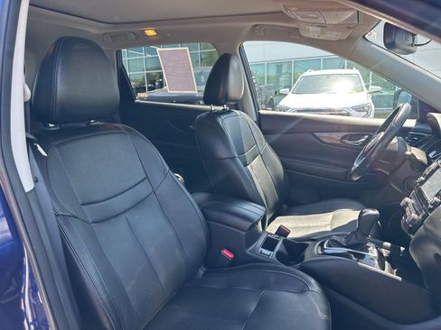 Used 2017 Nissan Rogue SL w/ SL Premium Package AWD/4WD image 18