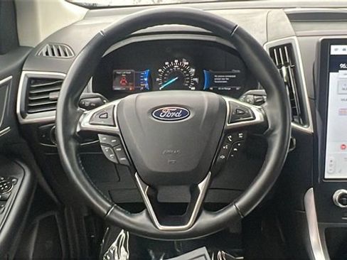Certified 2024 Ford Edge SEL image 22