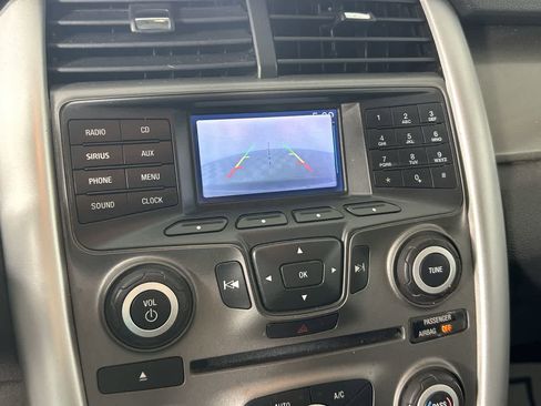 Used 2013 Ford Edge SEL FWD image 17