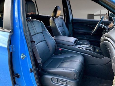 Certified 2024 Honda Passport TrailSport image 26