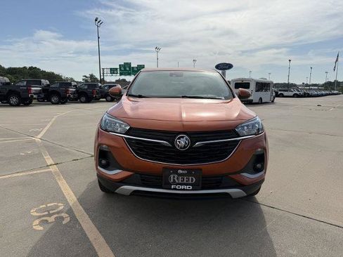 Used 2023 Buick Encore GX Preferred w/ Cold Weather Comfort Package FWD image 3