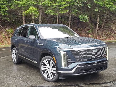 New 2026 Cadillac Vistiq Luxury image 2