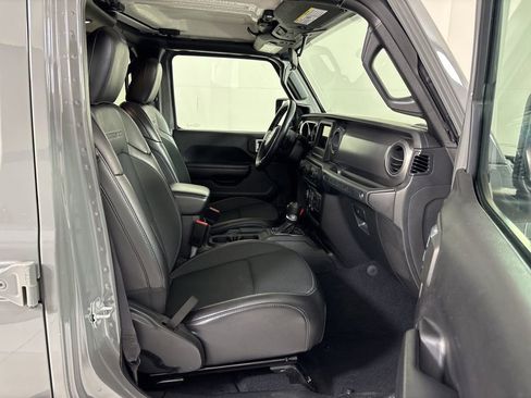 Used 2021 Jeep Wrangler Unlimited Sport AWD/4WD image 12