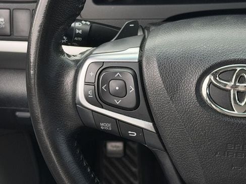 Used 2016 Toyota Camry XSE image 14