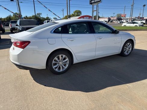 Used 2023 Chevrolet Malibu LT image 12