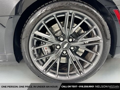 Used 2019 Chevrolet Camaro ZL1 RWD image 32