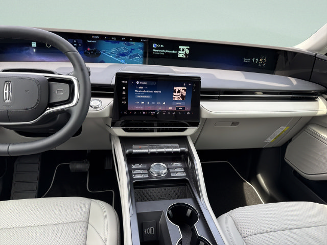 New 2026 Lincoln Nautilus Premier w/ Equipment Group 102A AWD/4WD image 22