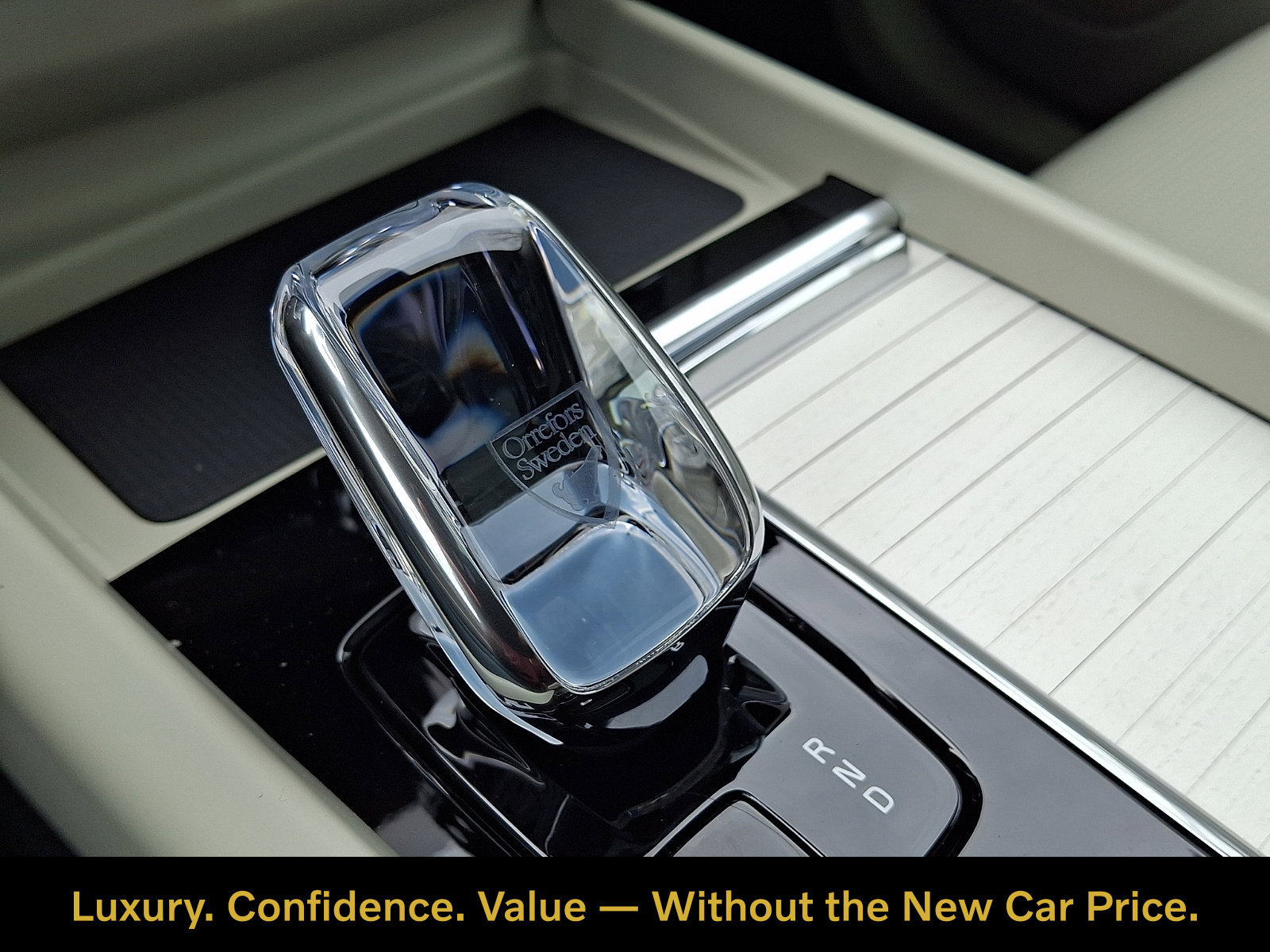 Certified 2026 Volvo XC60 B5 Ultra w/ Protection Package Premier AWD/4WD image 12