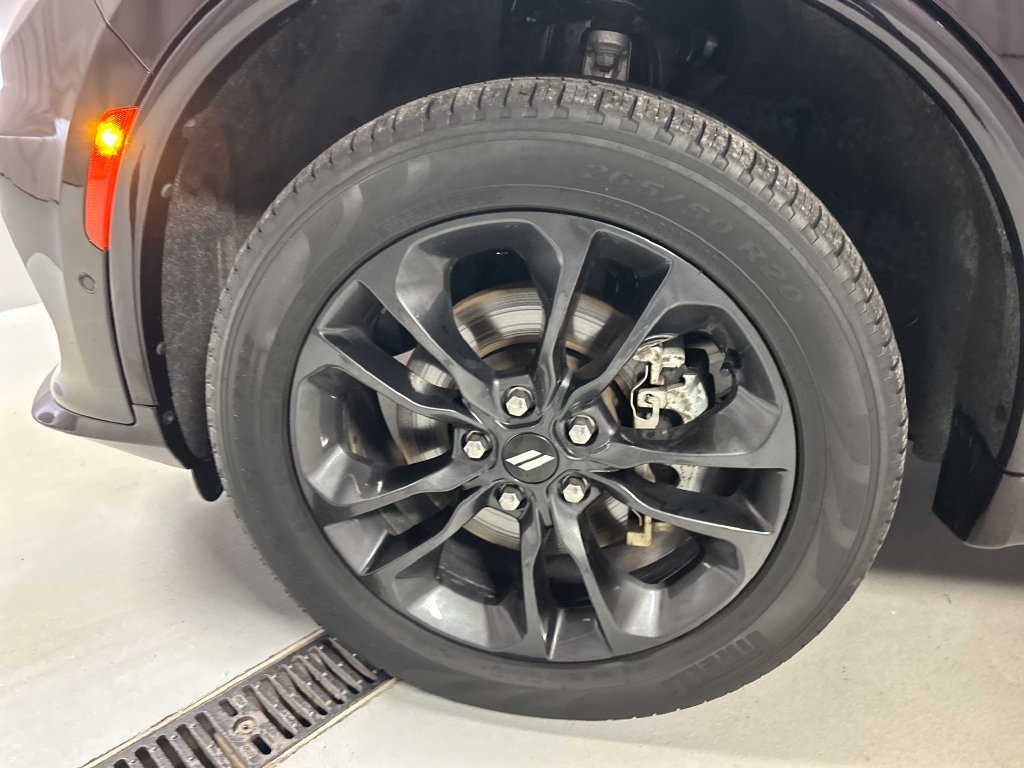 Used 2025 Dodge Durango GT AWD/4WD image 9