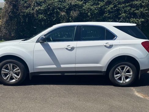 Used 2014 Chevrolet Equinox LS image 5