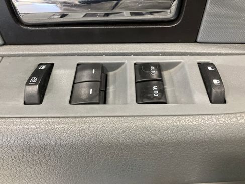 Used 2014 Ford F150 XLT w/ Equipment Group 302A Luxury image 13