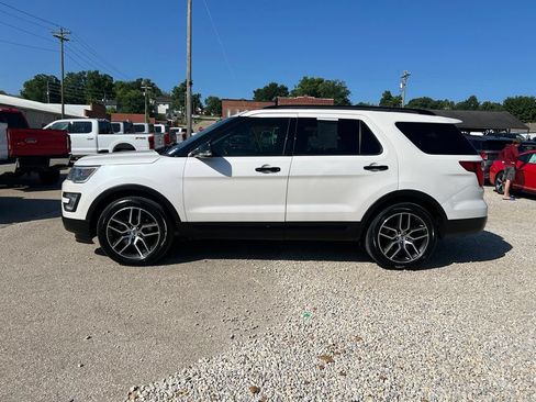 Used 2016 Ford Explorer Sport w/ Equipment Group 401A AWD/4WD image 5