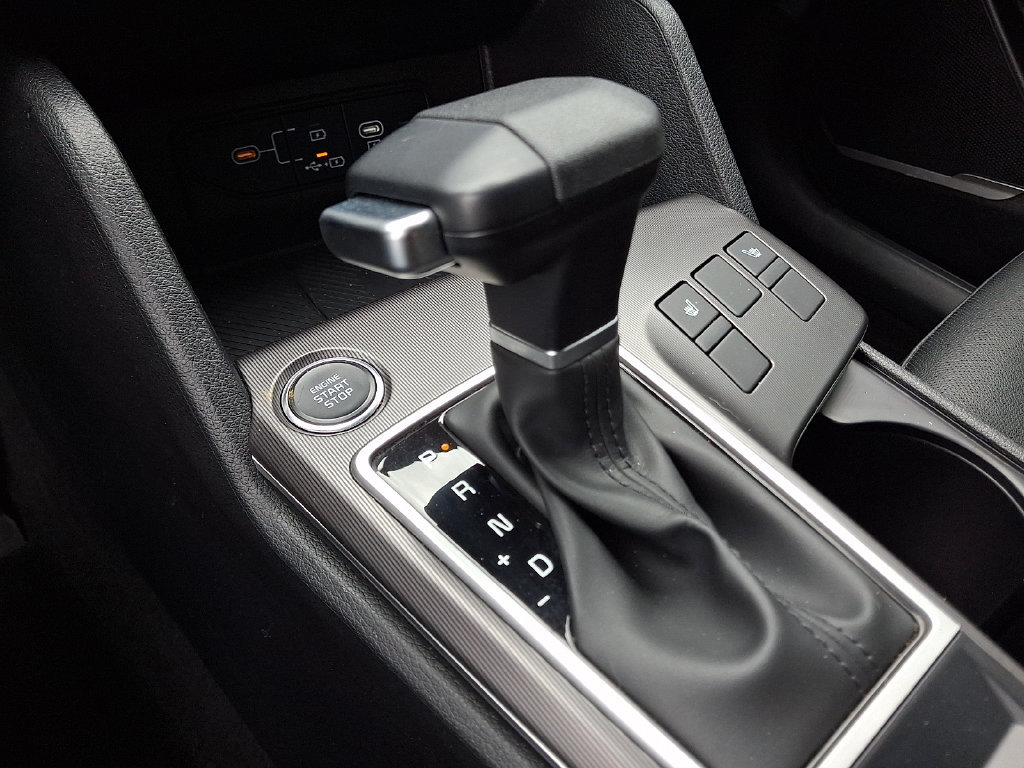 Certified 2026 Kia Sportage EX FWD image 15