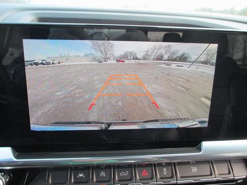 New 2026 GMC Sierra 1500 SLT w/ SLT Convenience Package image 18