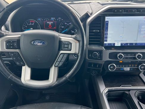Used 2022 Ford F350 Lariat w/ Lariat Ultimate Package AWD/4WD image 15