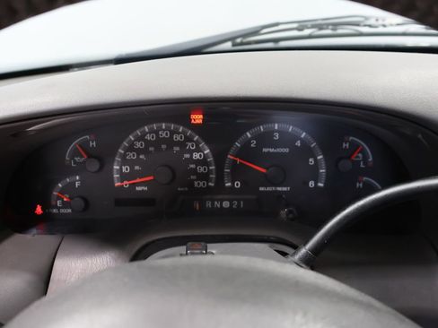 Used 2004 Ford F150 XLT image 26