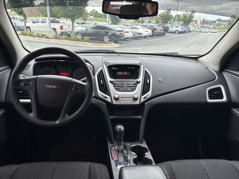 Used 2017 GMC Terrain SLE FWD image 28