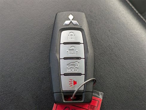 Used 2023 Mitsubishi Outlander Ralliart image 31