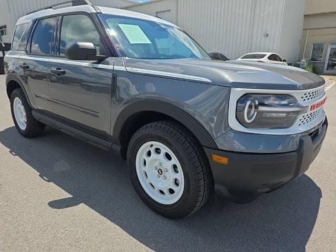 Used 2025 Ford Bronco Sport Heritage AWD/4WD image 3