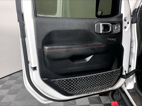 Used 2020 Jeep Wrangler Unlimited Rubicon AWD/4WD image 23