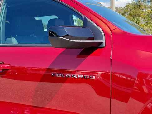 Used 2023 Chevrolet Colorado Z71 w/ Z71 Convenience Package 2 image 8