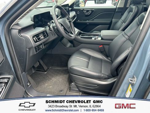 Used 2025 Lincoln Aviator w/ Premium Package w/ Equipment Group 101A AWD/4WD image 23