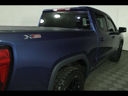 Used 2021 GMC Sierra 1500 Elevation w/ LPO, Elevation Black Package AWD/4WD image 21