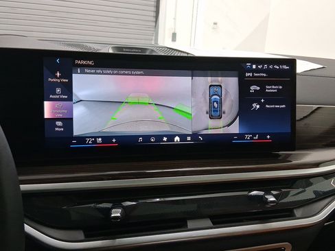 Used 2025 BMW X7 xDrive40i w/ Premium Package image 24