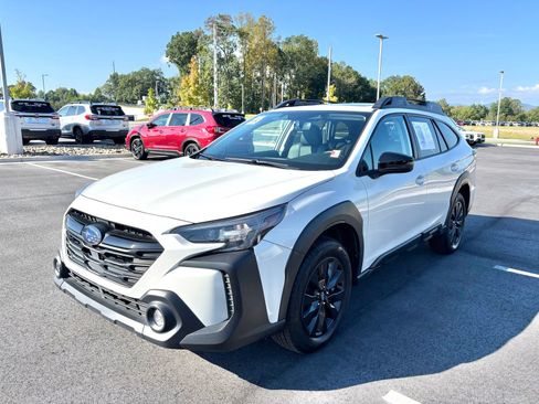 Certified 2023 Subaru Outback Onyx Edition XT AWD/4WD image 3